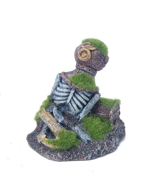 AquaTopia Skeleton With Moss